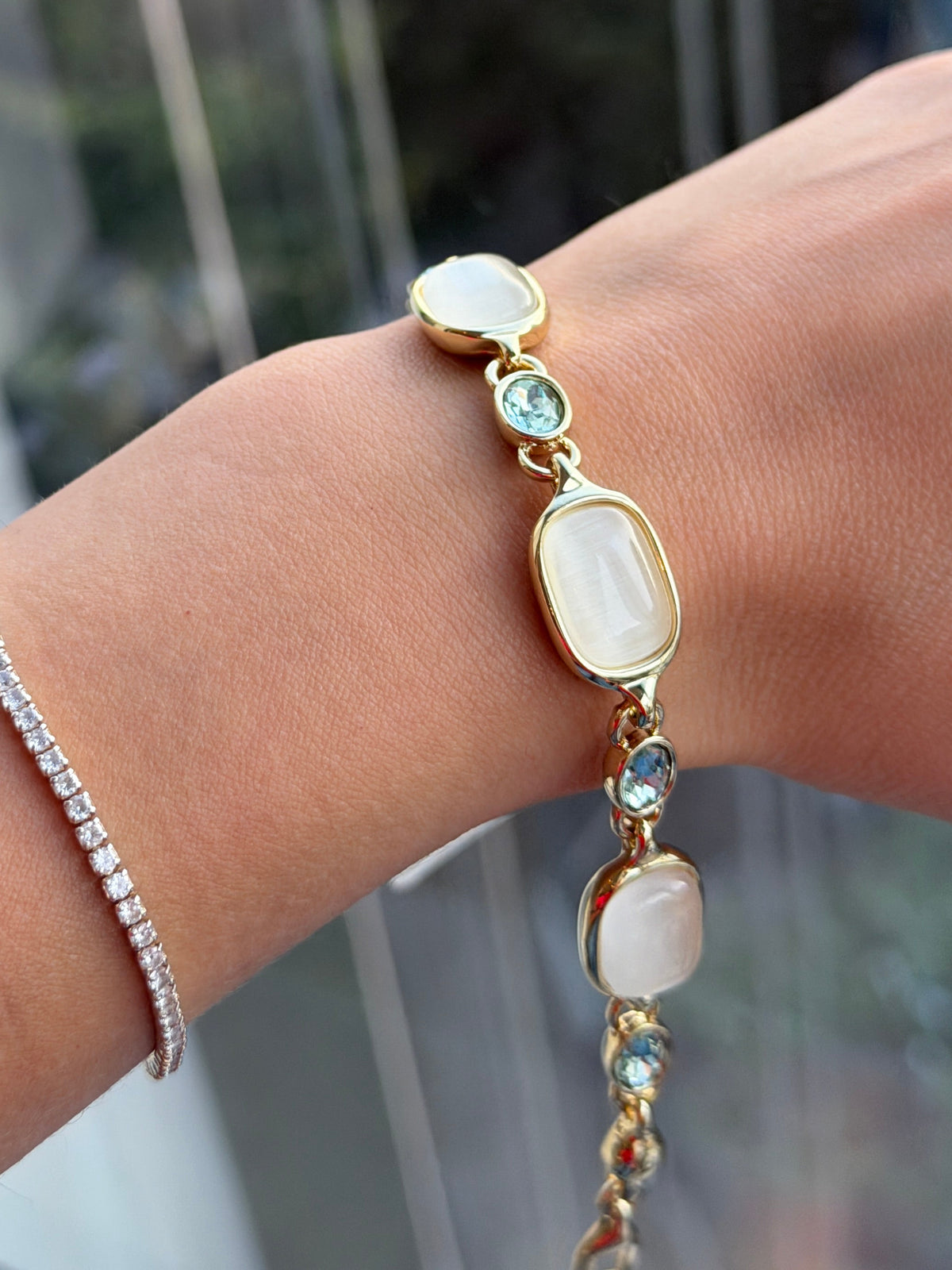 SW Gold Bracelet - Cream / Mint-1
