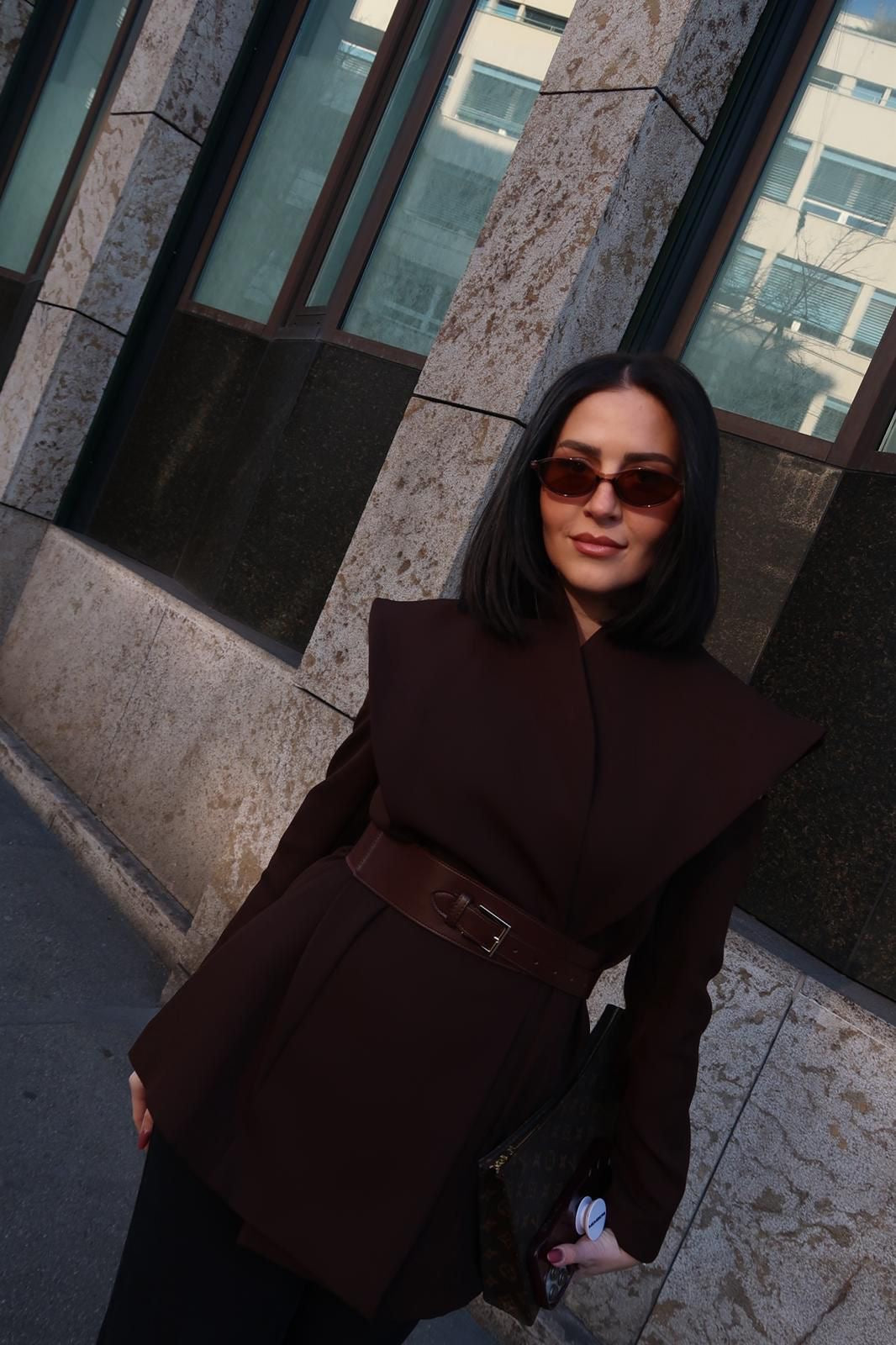 Open-Shoulder Blazer – Fery Brown