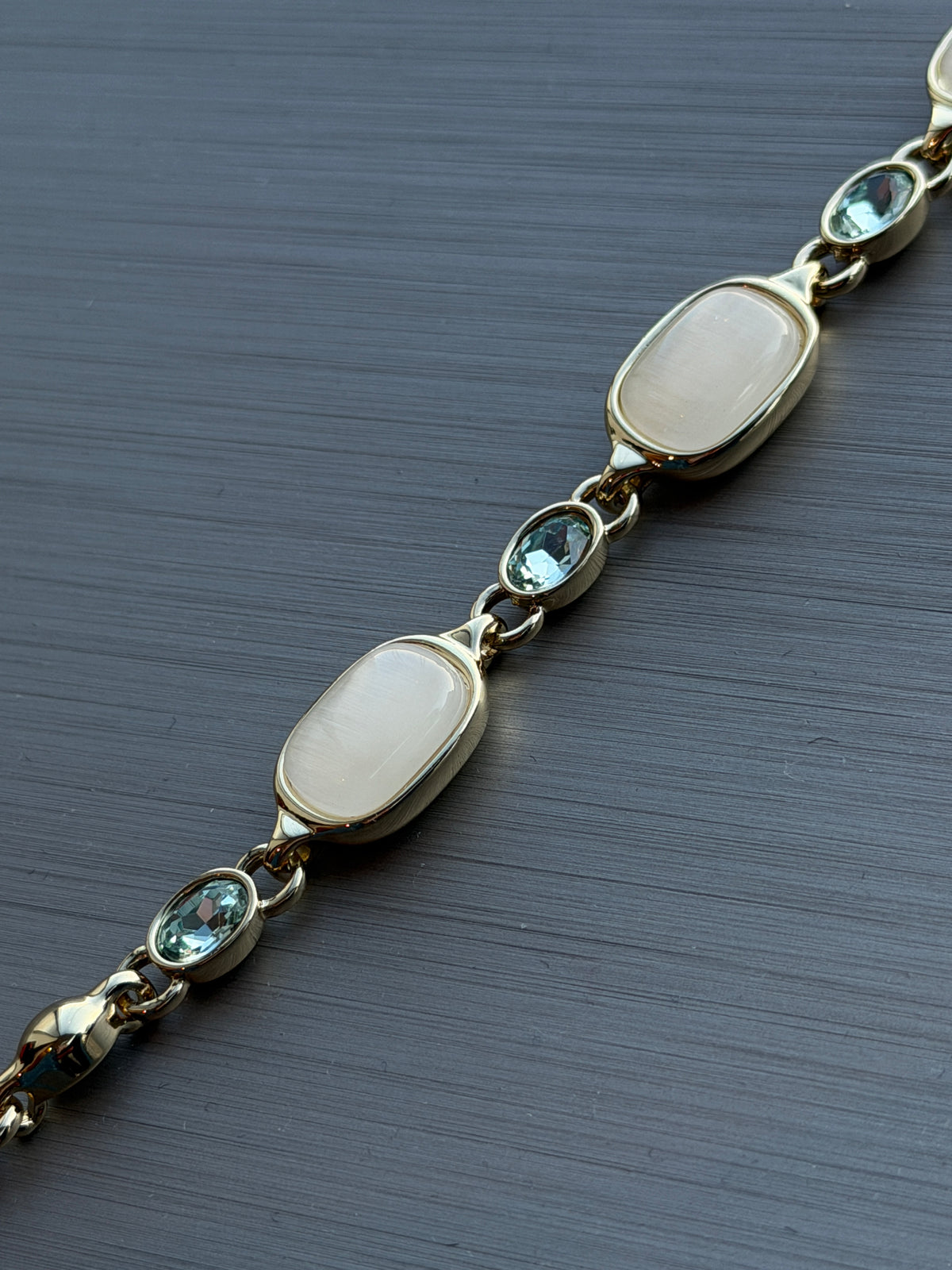 SW Gold Bracelet - Cream / Mint-2