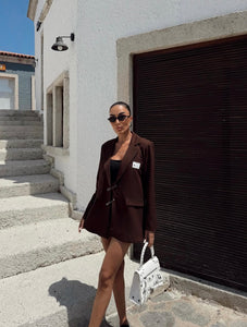AVA – Tailored Statement Blazer
