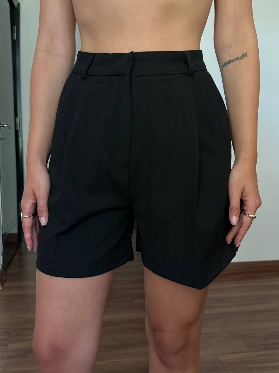 Elegant Daily Shorts - Black-3