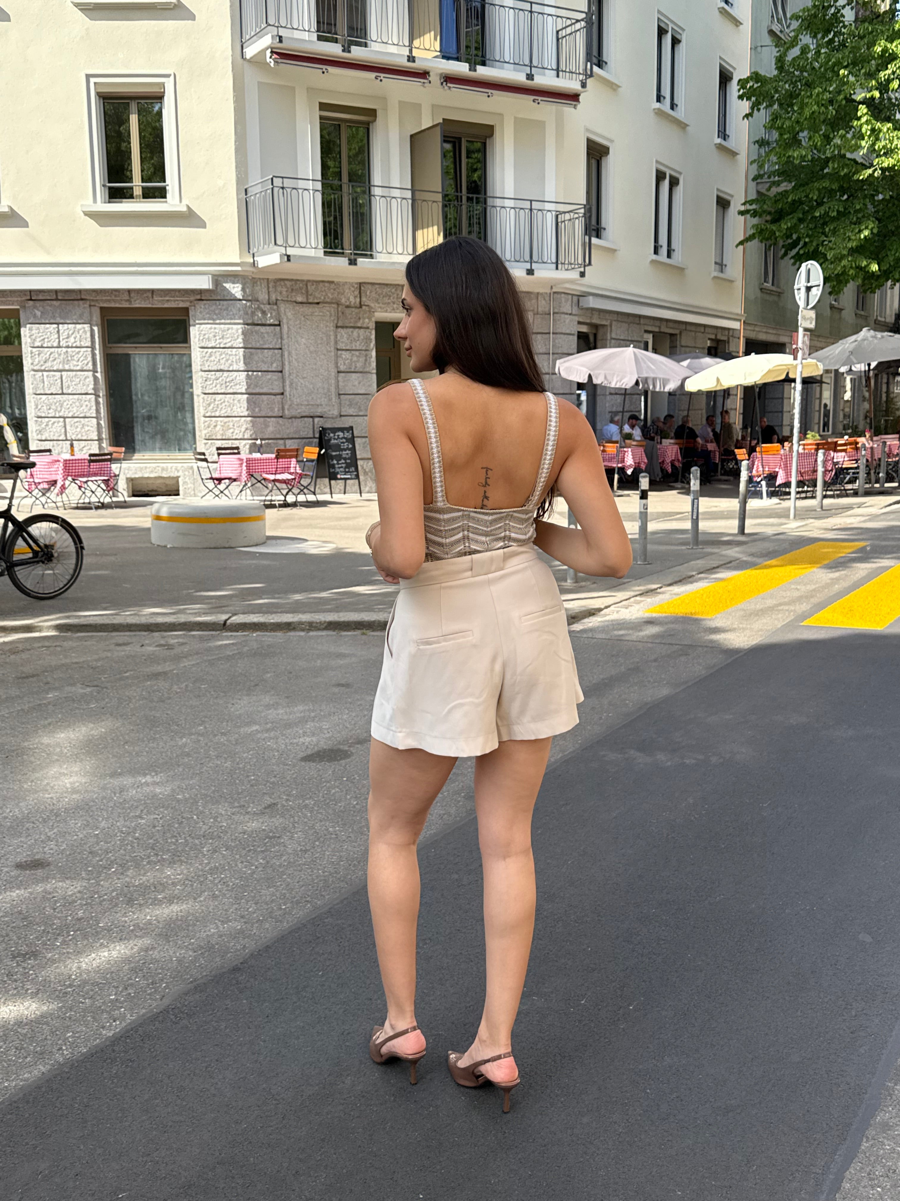 Tailored Shorts Beige