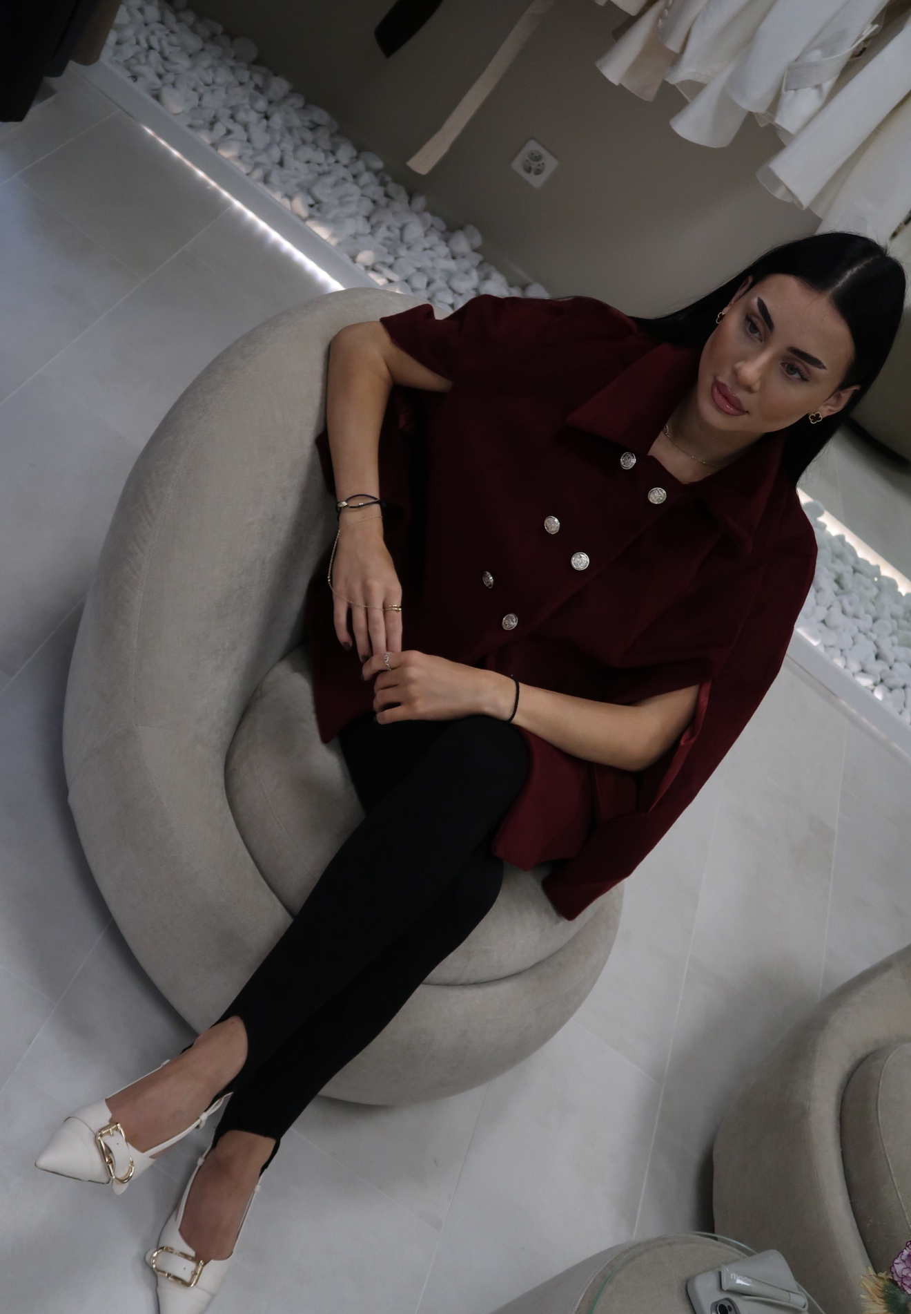 Ivory Mist Cape - Bordeaux
