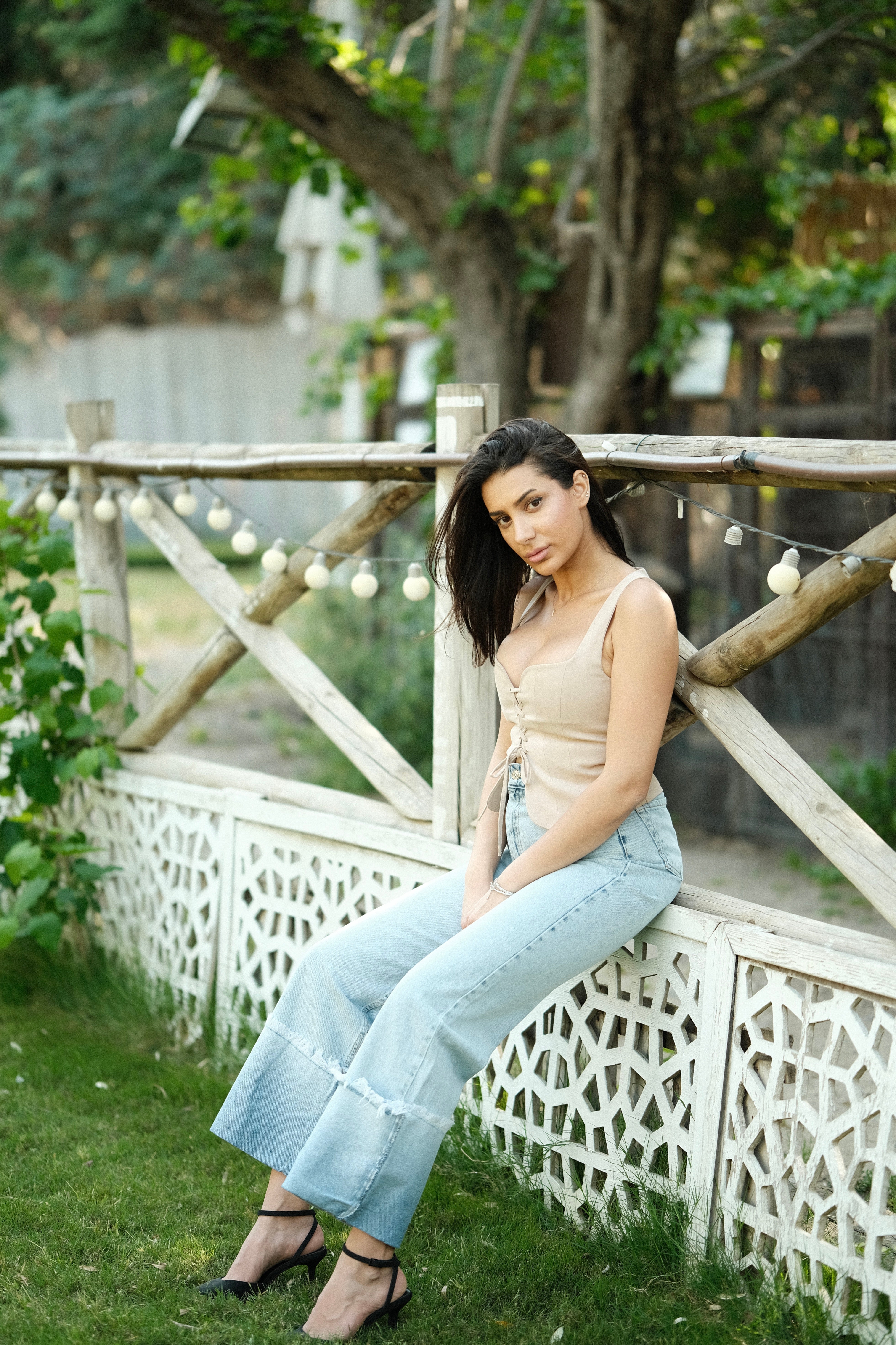 Joceline Straight-Leg Jeans