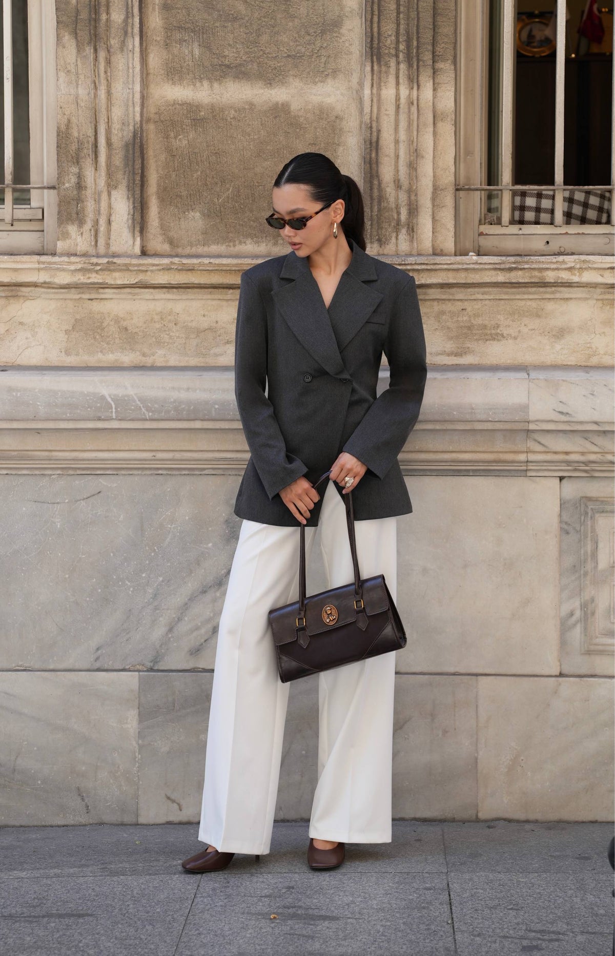 Valérie Blazer – Charcoal-2