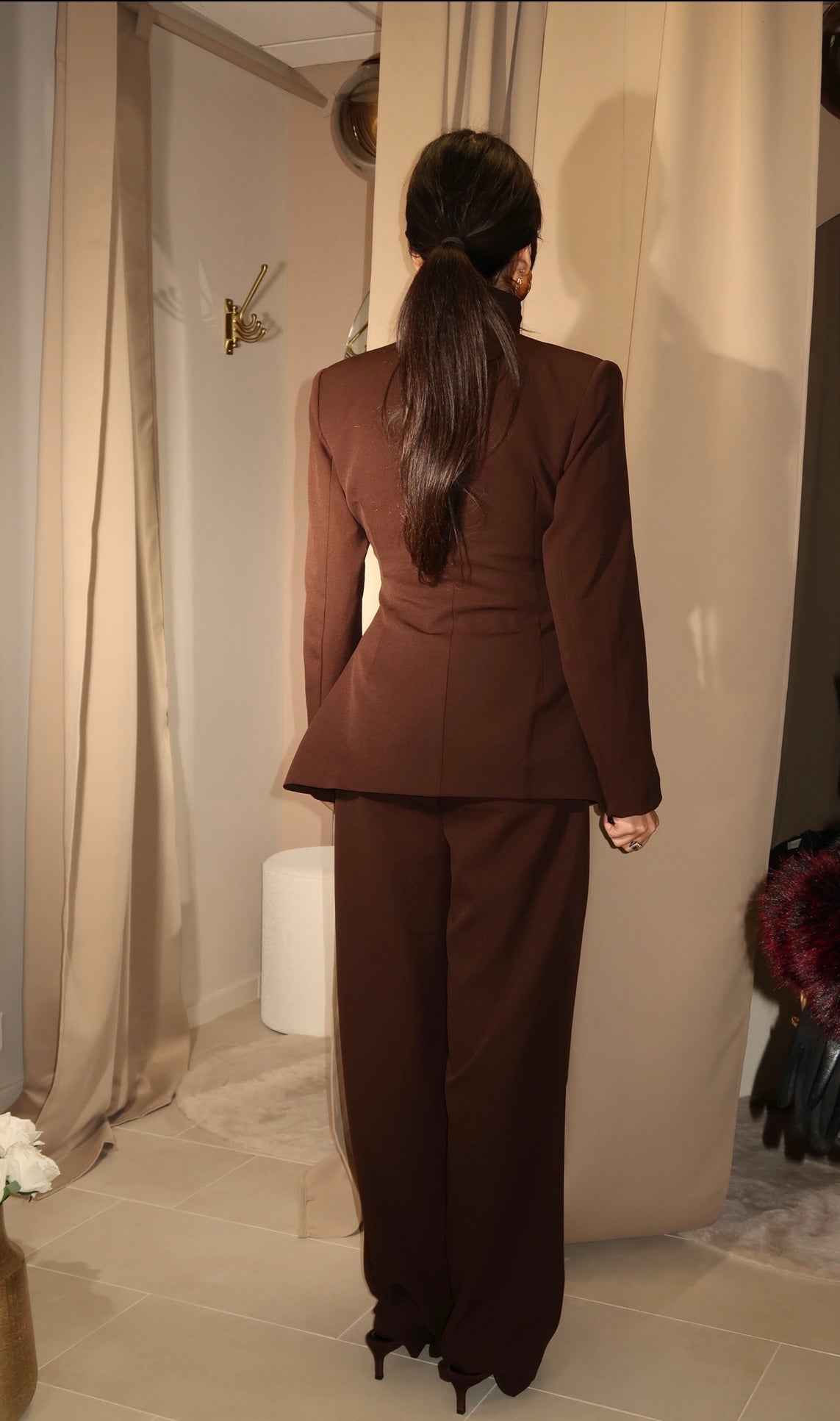 The Silhouette Set - Brown