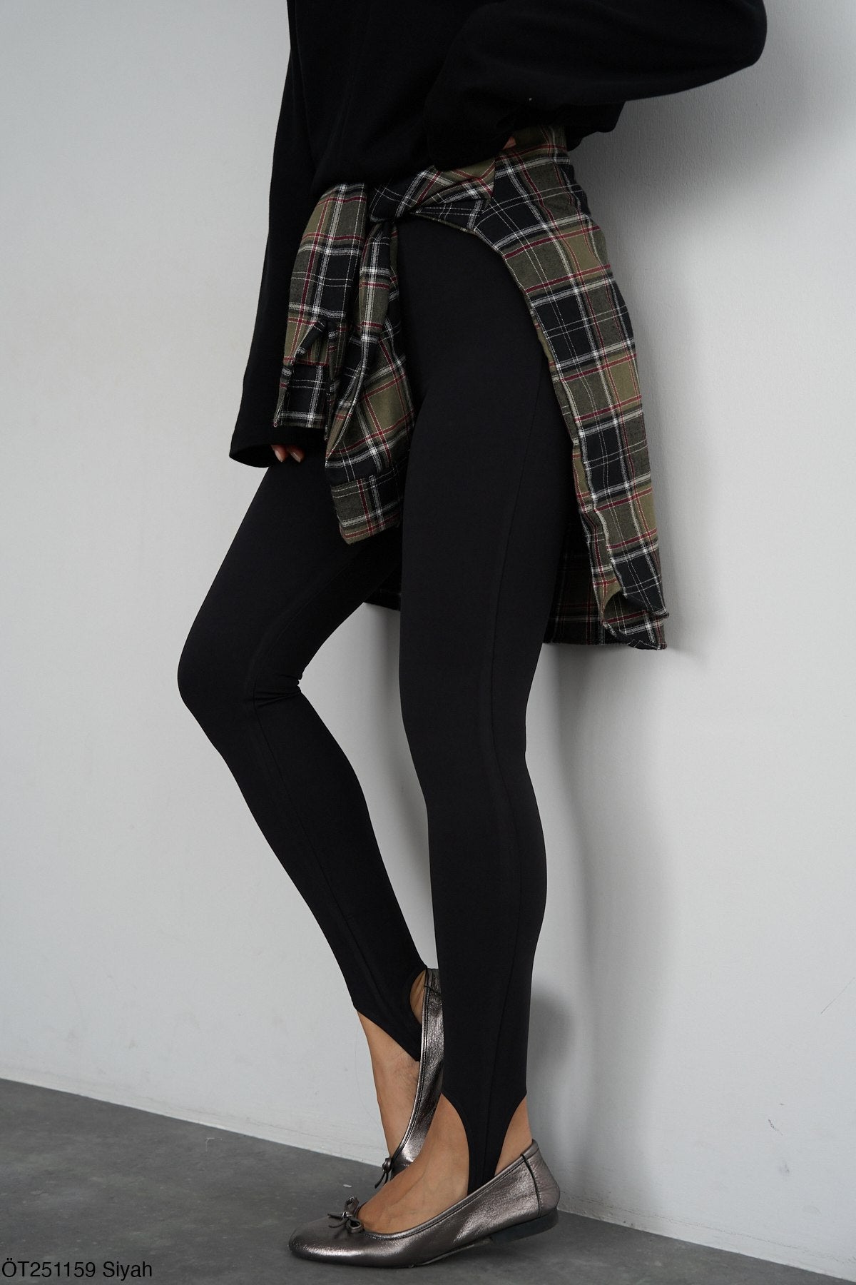 High-Waist Stirrup Leggings-5