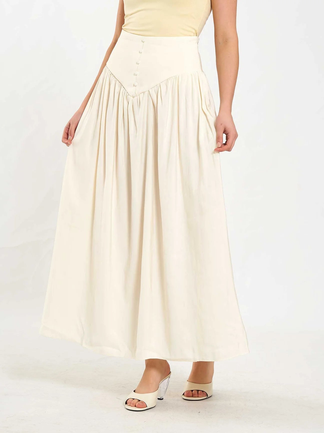 Flow Skirt – Lizay Soft Cream